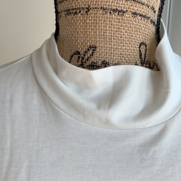 White mock neck - Picture 2 of 4